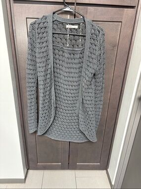 Old Navy Gray Open-Weave Crochet Cardigan